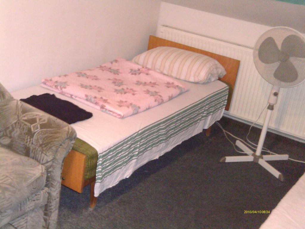 Ifi Hostel Pecs Phòng bức ảnh